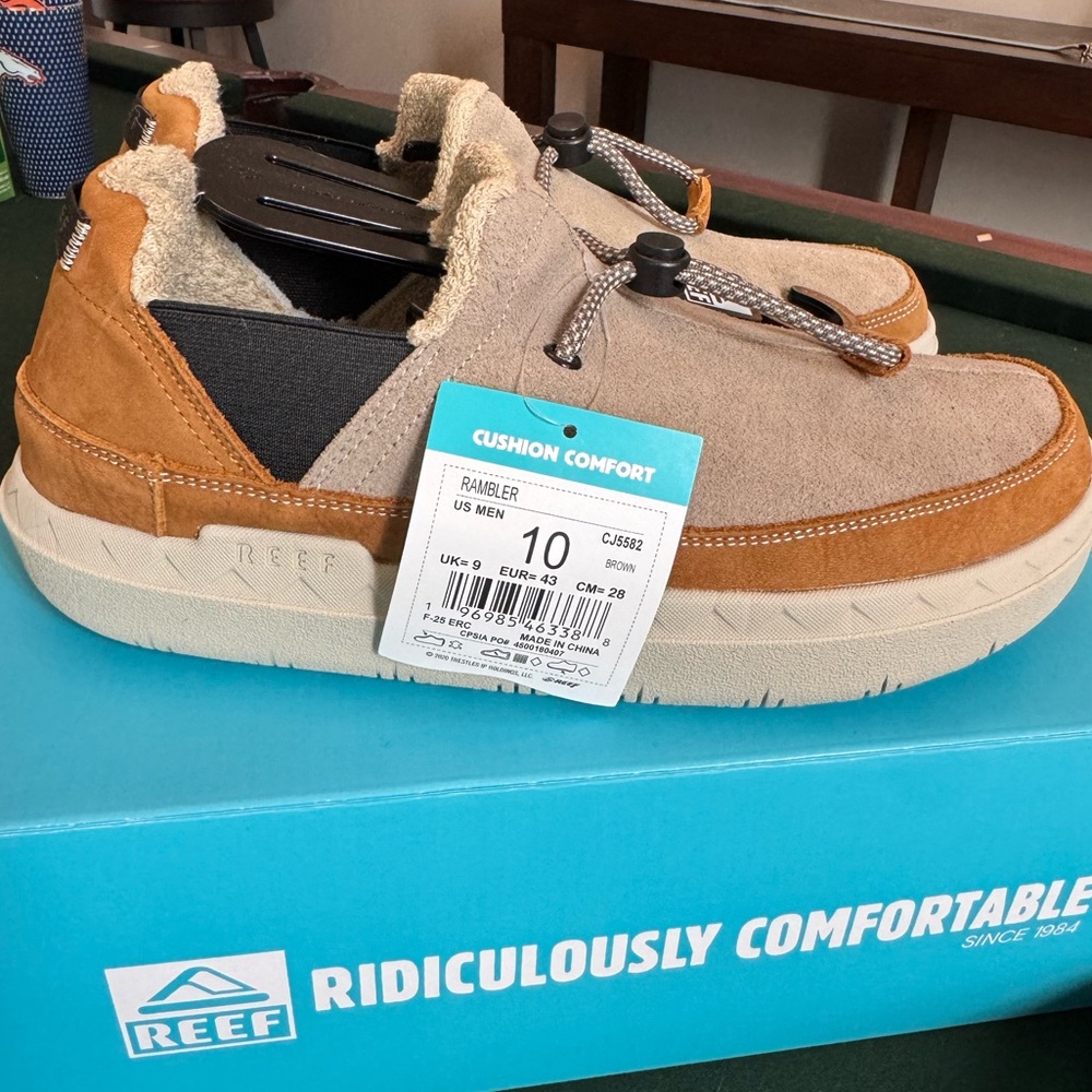 NWT‼️ REEF RAMBLER Men’s SIZE 10 - Brown 🤎🤍